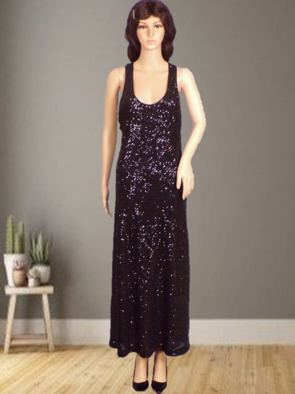 BANANA REPUBLIC size M (tall) black sequined sleeveless long gown poly/elastane